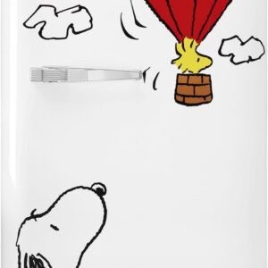 Smeg FAB10 50's Retro Refrigerator: Stylish Snoopy Design with Modern Features